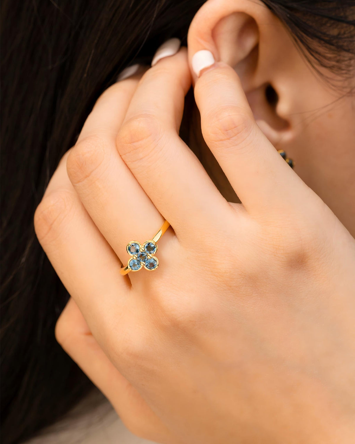 Four Leaf Clover Ring In Sterling Silver With Topaz