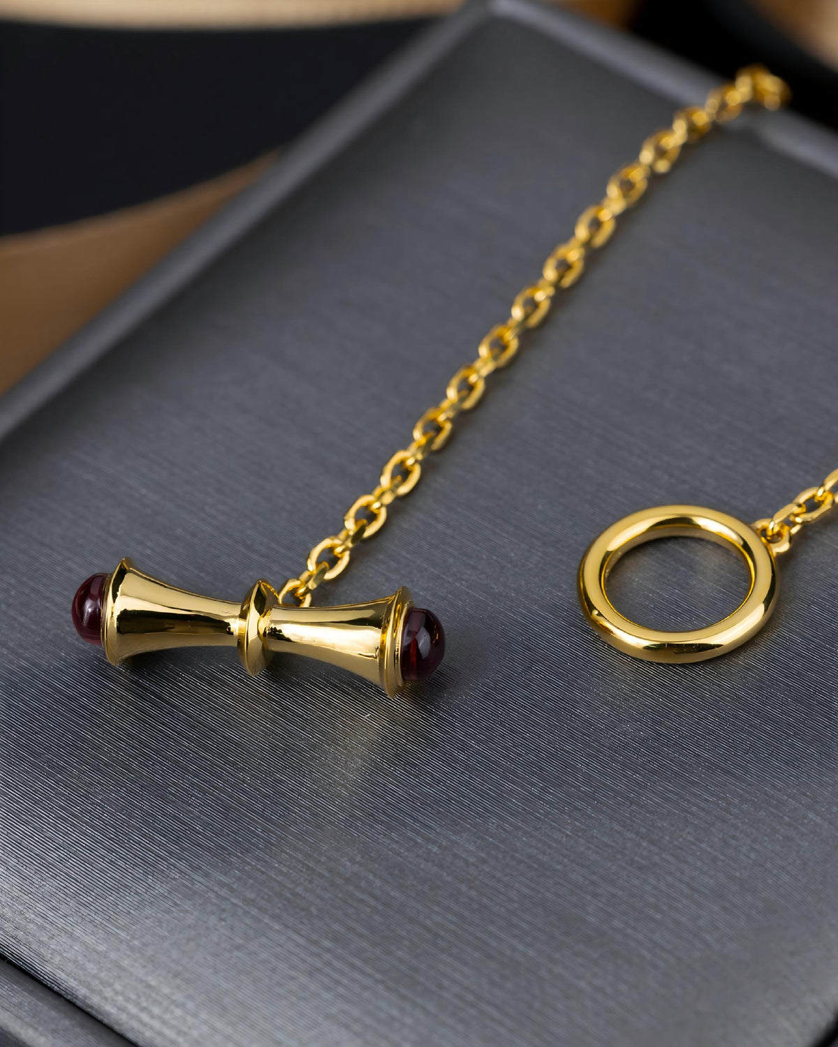 T-Bar Toggle Necklace Pendant In Sterling Silver With Garnet